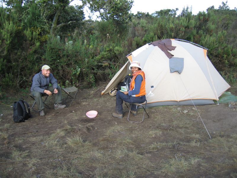 Kili (054)our tent and dinner